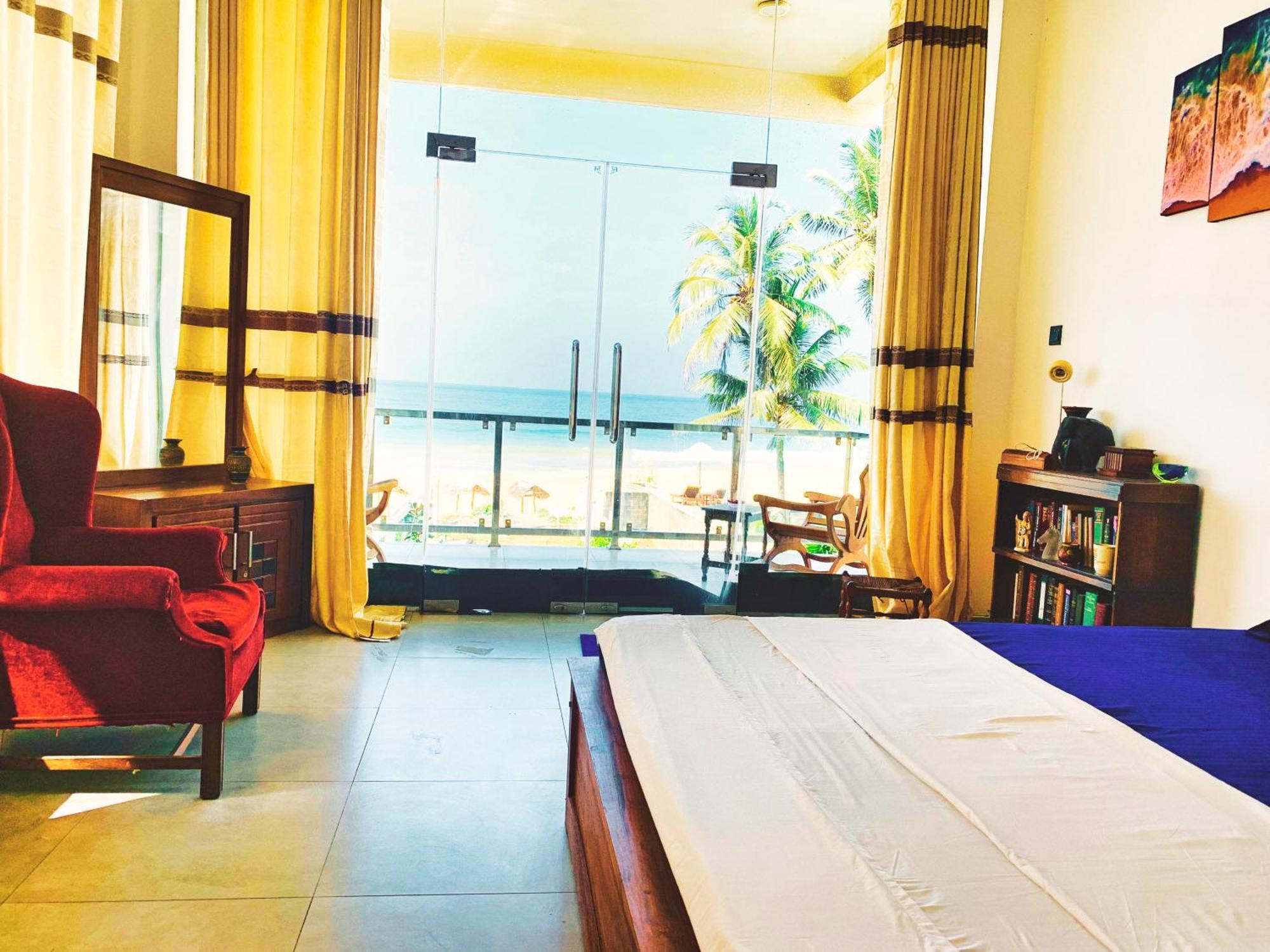 Kavin Beach Hotel ヒッカドゥワ エクステリア 写真